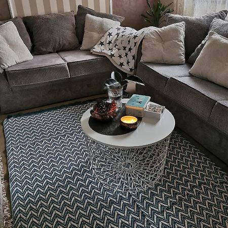 Lux Apartman Lena Belgrado Esterno foto