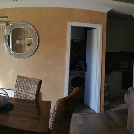 Lux Apartman Lena Belgrado Esterno foto