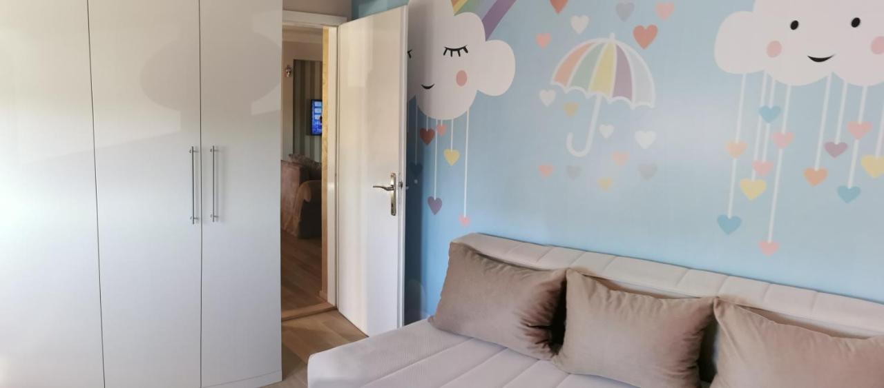 Lux Apartman Lena Belgrado Esterno foto